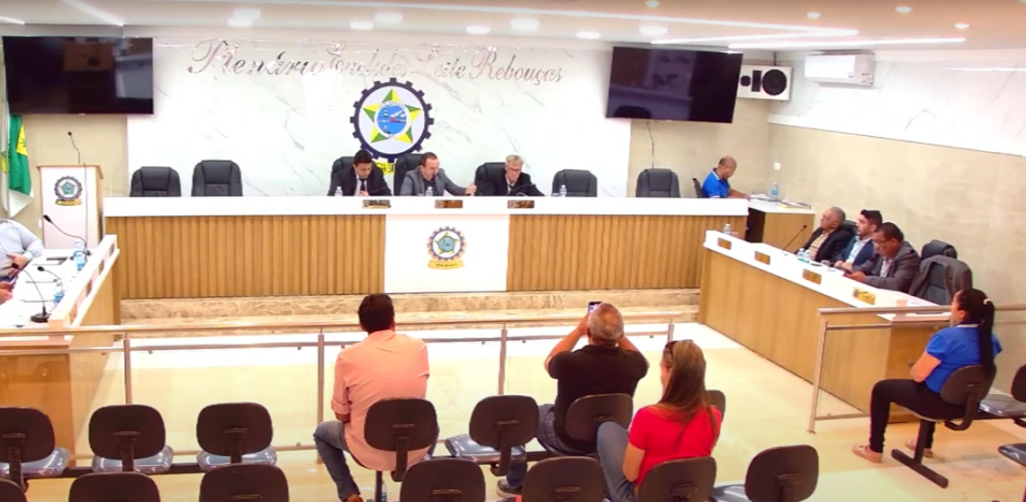Câmara Municipal de Areia Branca realiza sessões com debates sobre obras, meio ambiente e coleta de lixo