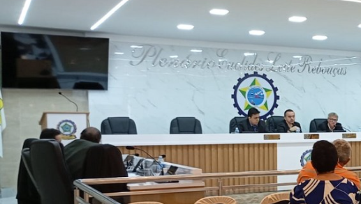Servidor aniversariante ganha folga, bairro de São José poderá receber pavimentação e Câmara reivindica wi-fi público gratuito
